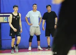 山西男篮进攻端火力全开